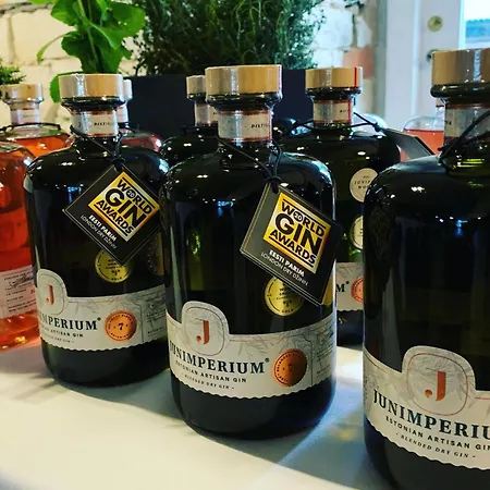 Lounaranna Harbour Kamp alanı