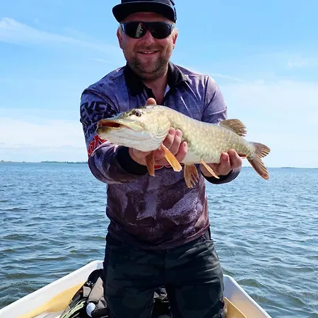 Lounaranna Harbour Kamp alanı