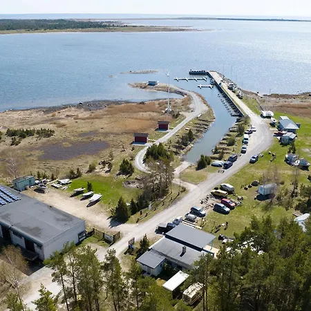 Kamp alanı Lounaranna Harbour