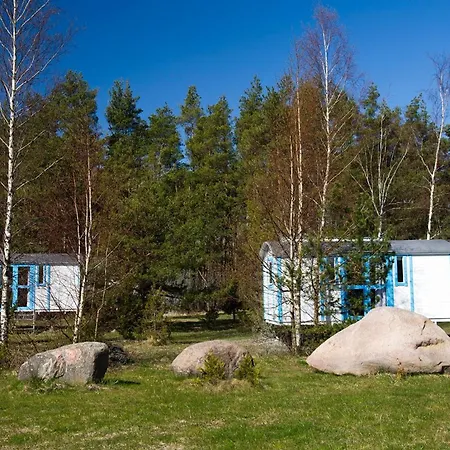 Lounaranna Harbour Campsite Simisti