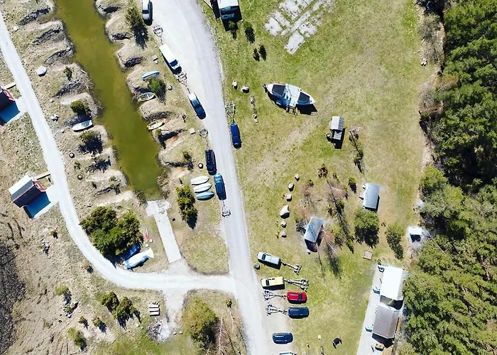 캠프장 Lounaranna Harbour Simisti