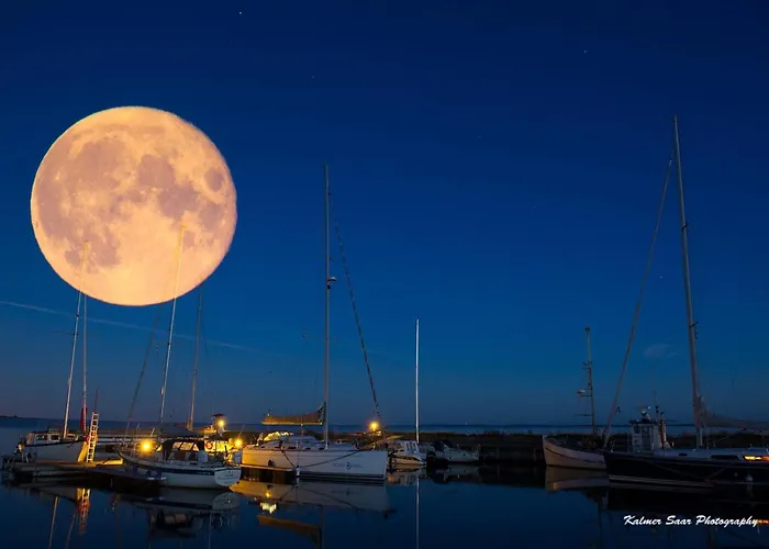 Lounaranna Harbour 캠프장 Simisti