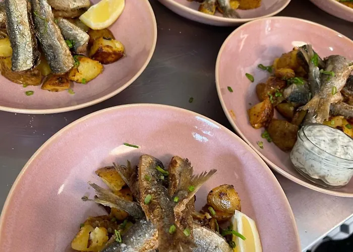 Lounaranna Harbour * Simisti